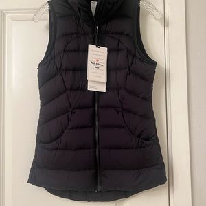 NWT! Lululemon Pack it Down Hooded Puffer Vest Black Size 4